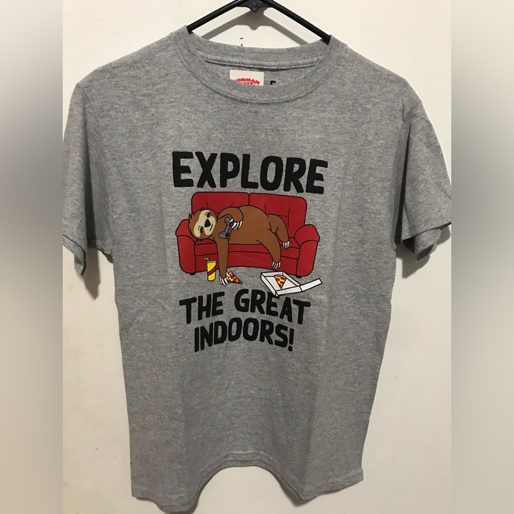 Boys size Large Gray tee shirt